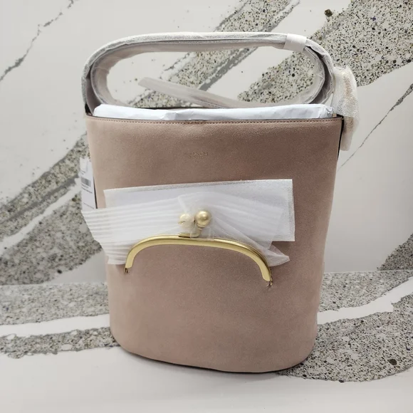 Coach Kisslock Bleecker Bucket Bag in Pink Nuage Suede NWT - Picture 1 of 14